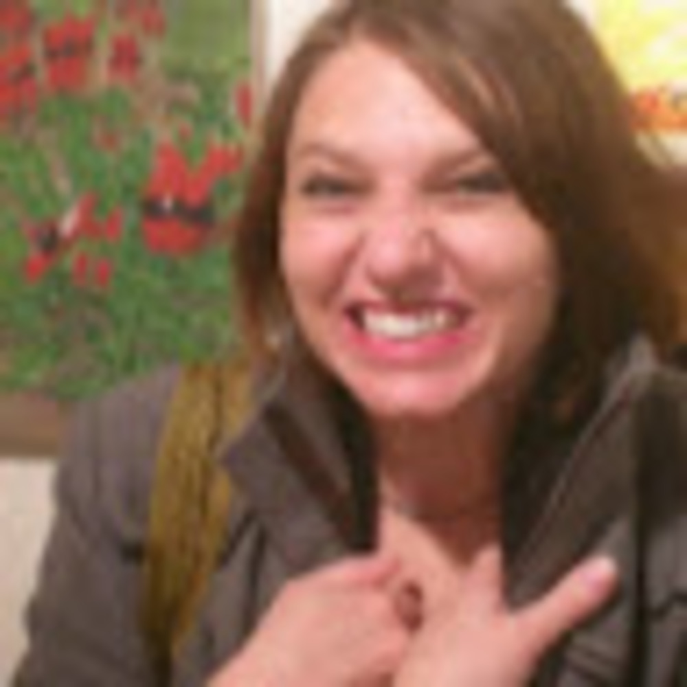 Meet your Posher, Crystal